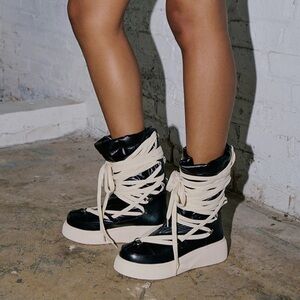 Brand new Azalea Wang Fenrys black lace detail combat boot